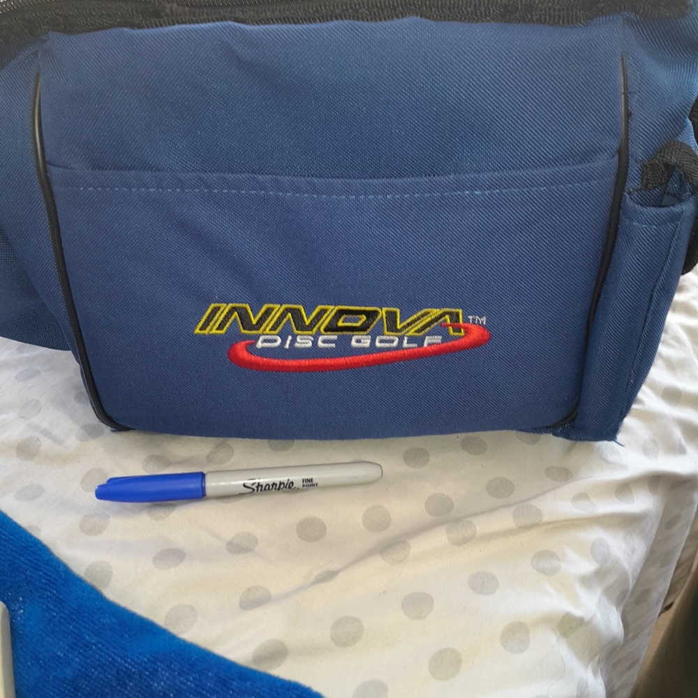 Disc Golf set with bag.